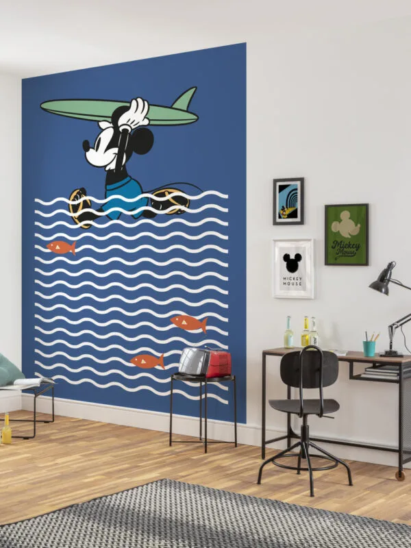 Mickey gone Surfin
